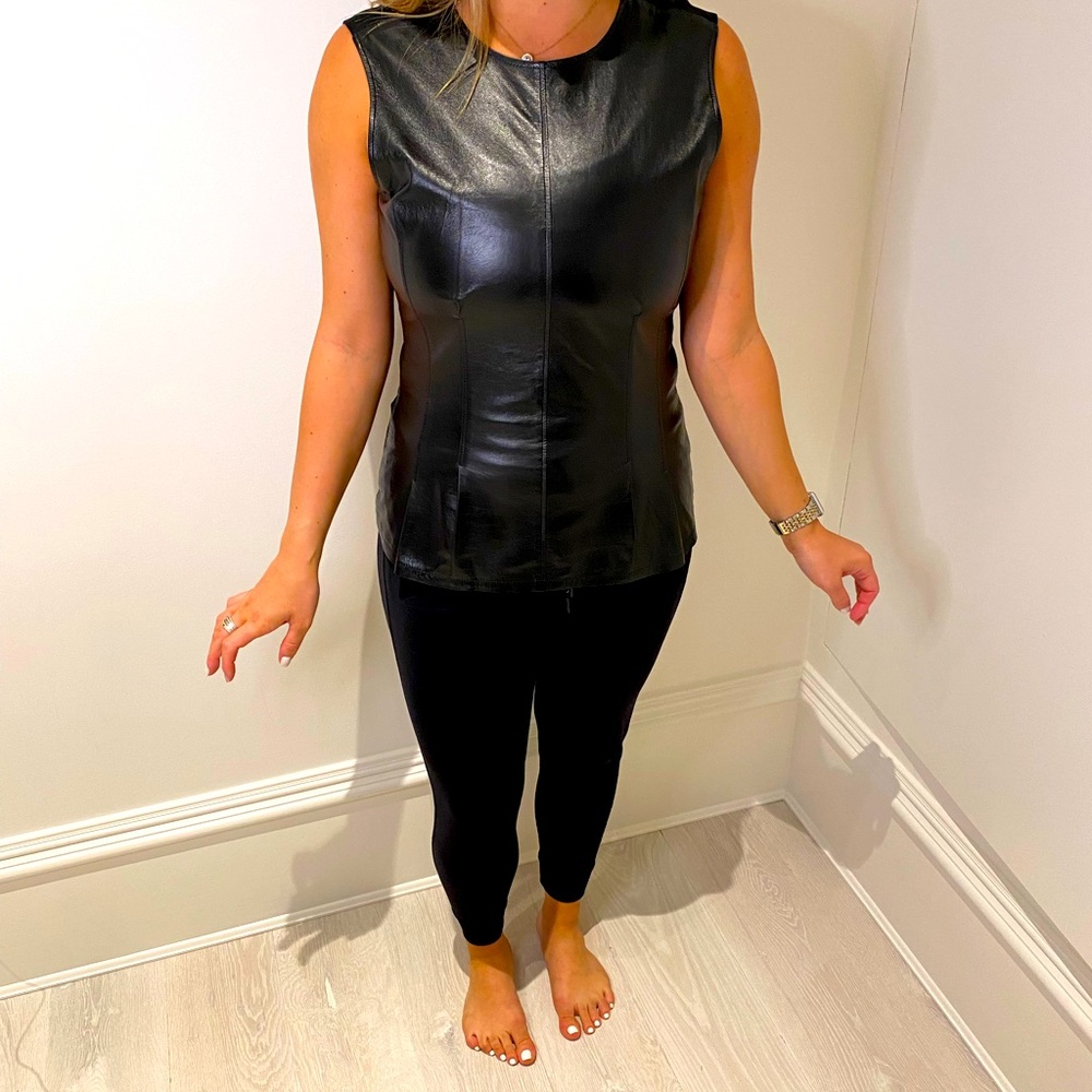 Theory 100% black lambskin leather front panel stretchy back top Size 10 NWT